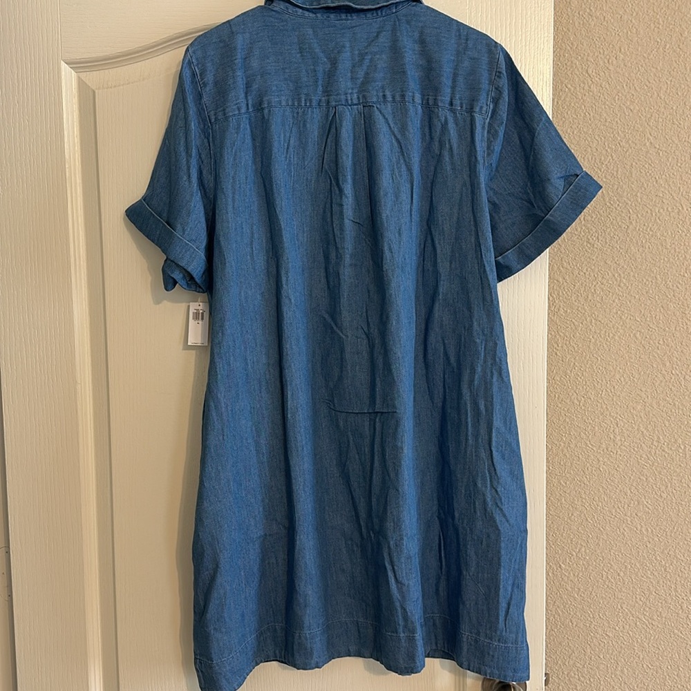 Old Navy Casual Blue Button Down Shirt - Picture 4 of 4